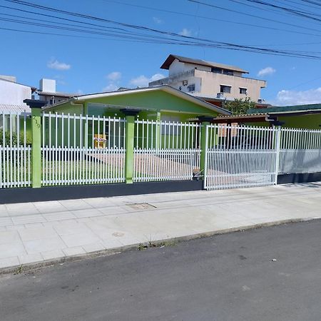 Casa Para Aluguel De Veraneio Em トーレス エクステリア 写真